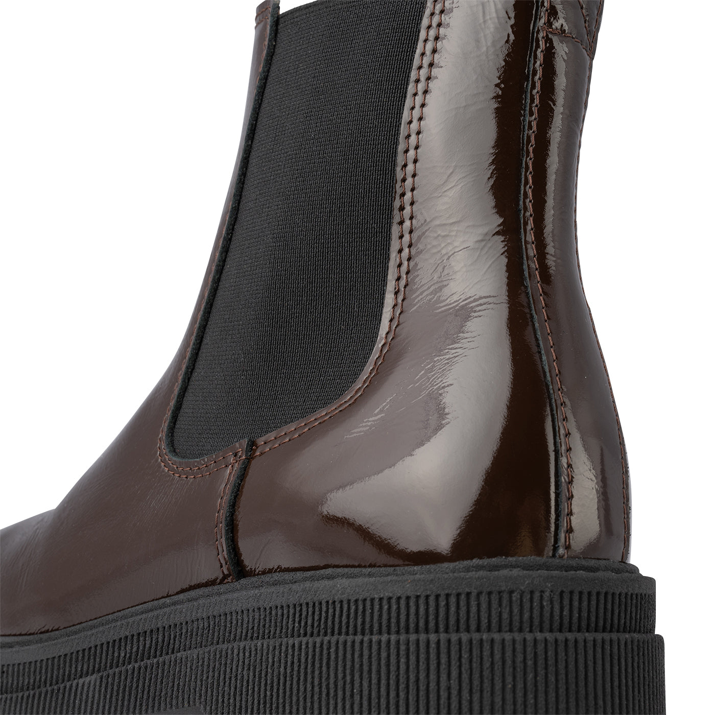 SHOE THE BEAR WOMENS Sanna Chelsea Patent Chelsea Boots 063 Chocolate